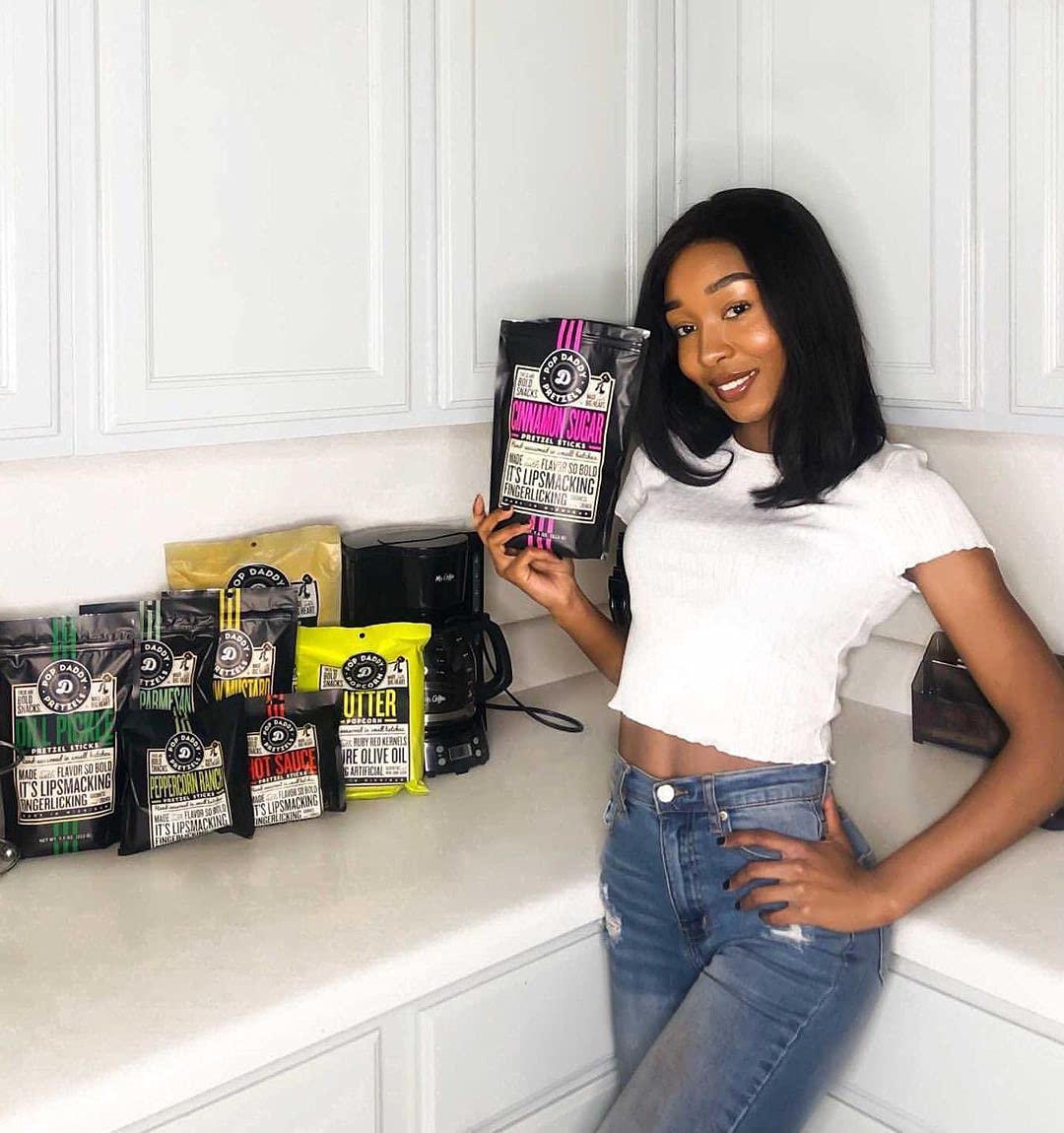 Pop Daddy Flavored Pretzels Sticks Healthy Gourmet Pretzels Snacks 75oz Individual Bags 3 Pack Maple and Brown Butter Flavor