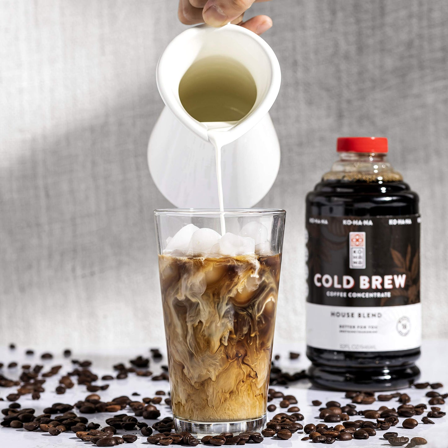 Kohana Coffee Cold Brew Coffee Concentrate House Blend 32 ounce Makes 16 drinks