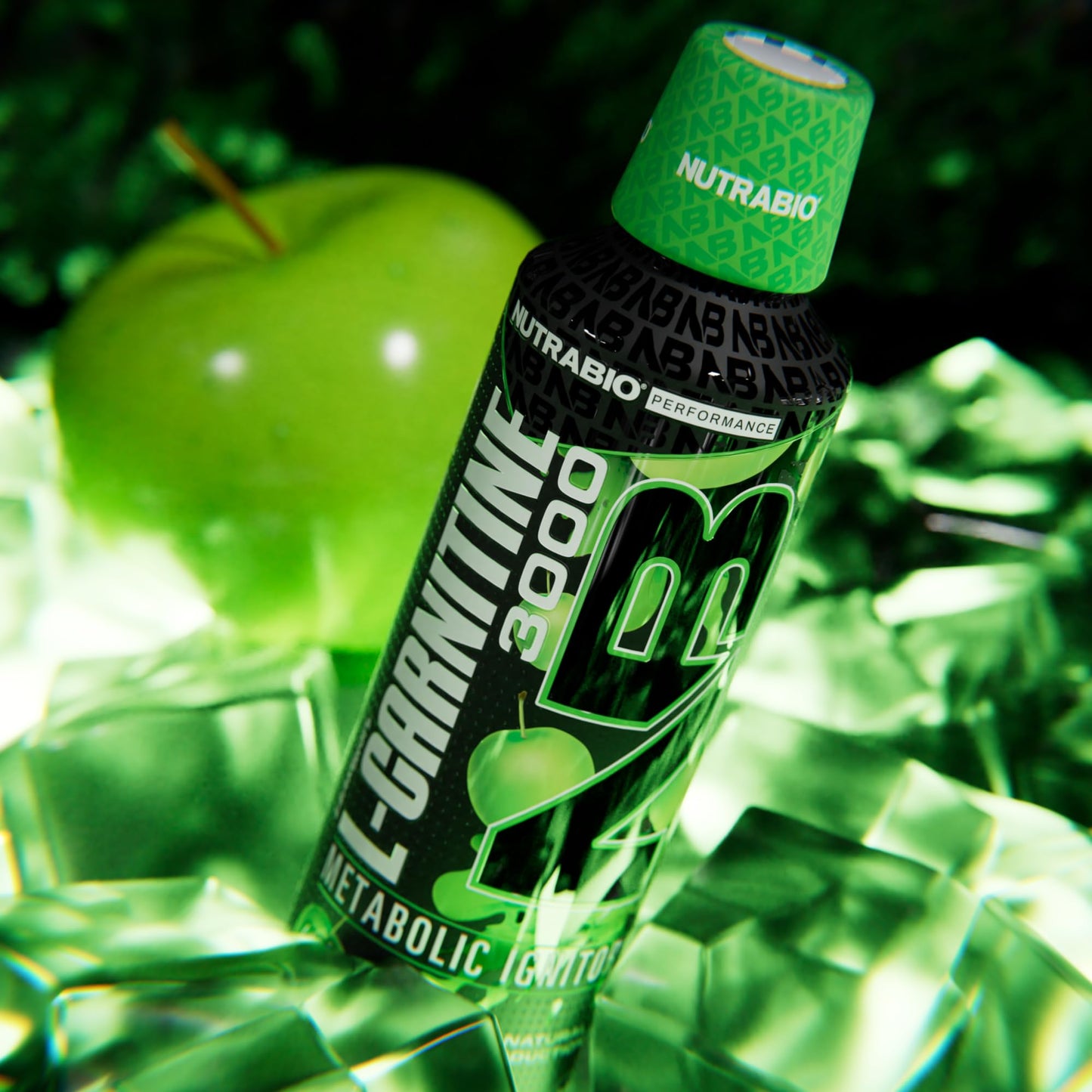 NutraBio - L-Carnitine Liquid Shots - 3000mg, (Green Apple) - 10mg of Vitamin B-5 - Zero Carbs & Sugars - Energy Production - Muscle Recovery