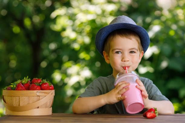 Herbalife Dinoshake Strawberry Flavor - 200 Grams | Packed with Proteins, Vitamins, Minerals & Fun | Nutritional Children Drink Mix | Picky Eater's Delight | Boost Health Today!