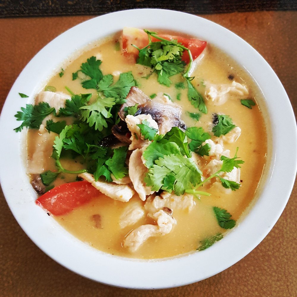 Maesri Tom Yum Paste  Authentic Thai Soup Base  Hot  Sour 14 Ounce