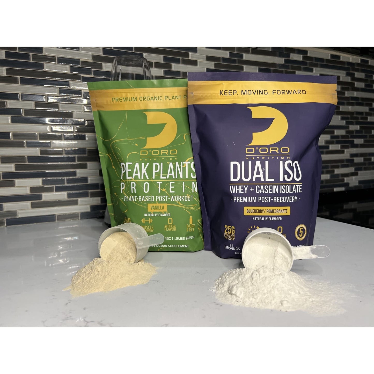 D’Oro Nutrition - Peak Plant Protein Powder - Vanilla Flavor - Plant-Based Post Workout - Premium Organic Protein Shakes - 22G of Protein Per Scoop