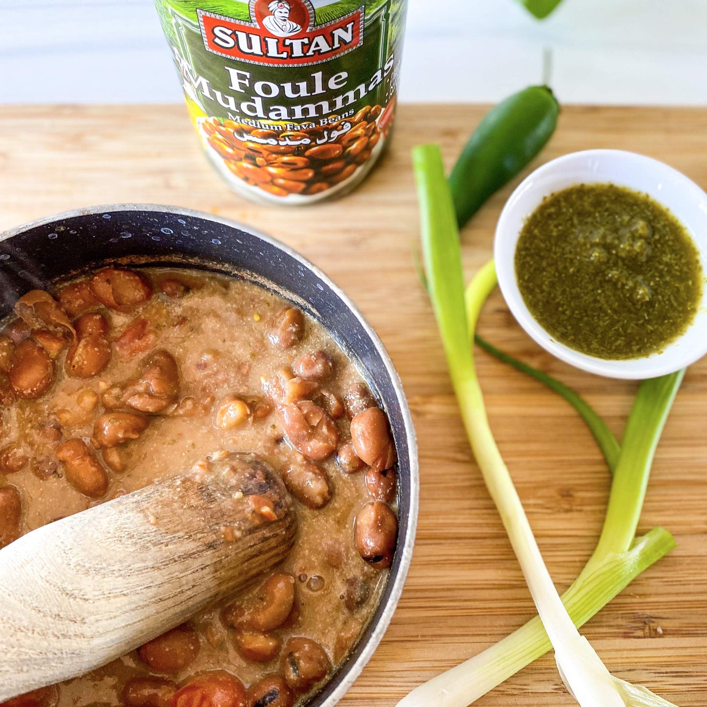 Sultan Brand Foule Mudammas Medium Fava Beans High in Dietary Fiber No Fat No Cholesterol 1480oz