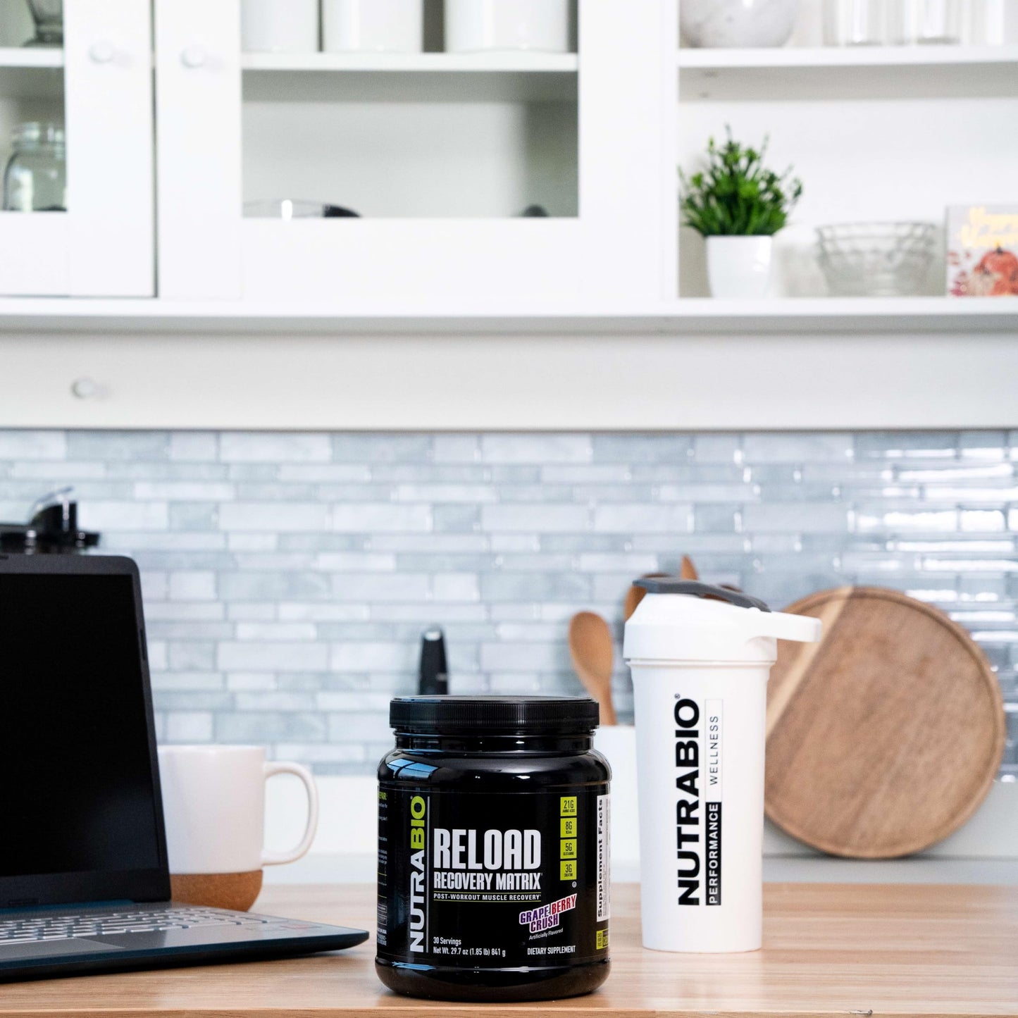 NutraBio Reload - Powerful Muscular Recovery Formula - Post-Workout Supplement - 3G Creatine - 8G BCAAs - 5G Glutamine - 30 Servings, Grape Berry Crush