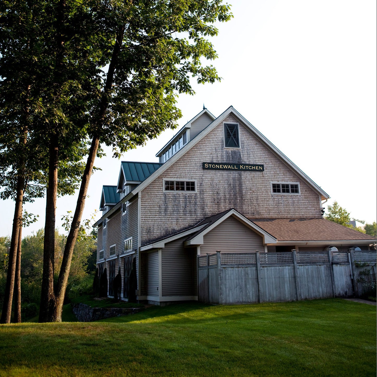 Stonewall Kitchen Chocolate Peppermint Sauce 1225 Ounces